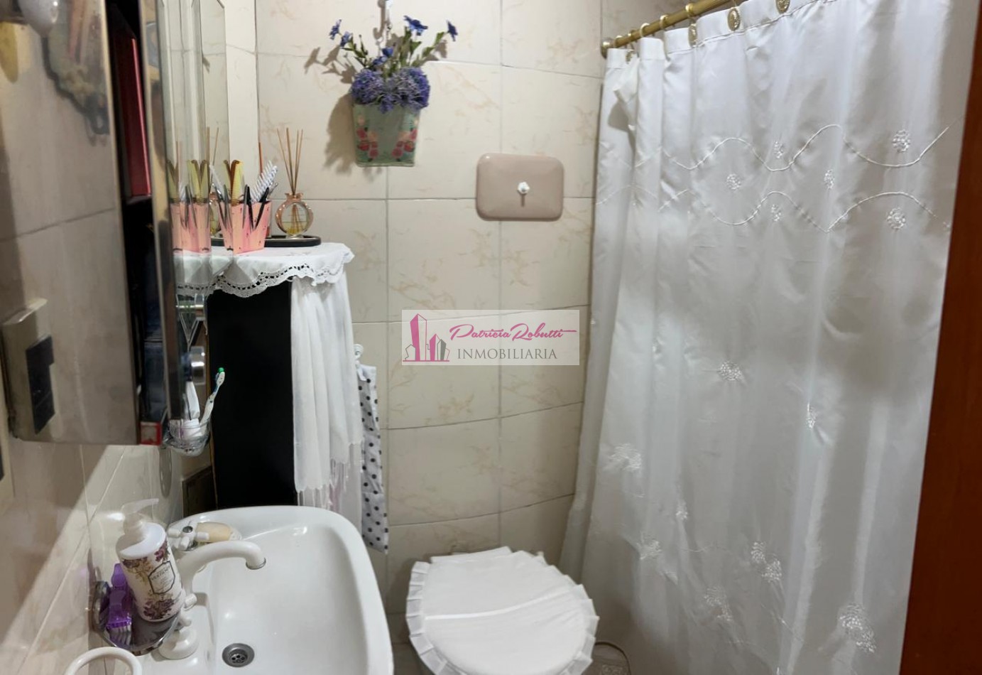 EN VENTA PH 2 AMBIENTES AL FRENTE - SAN CRISTOBAL