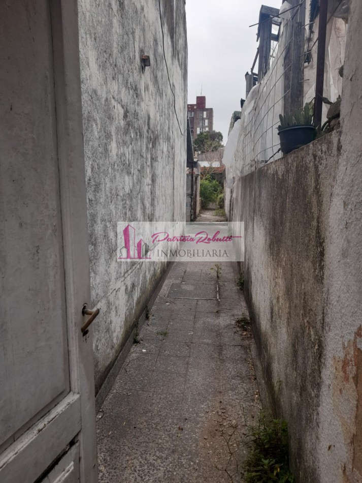 EN VENTA CASA CON LOTE LIBRE TERRENO EN VILLA LUGANO