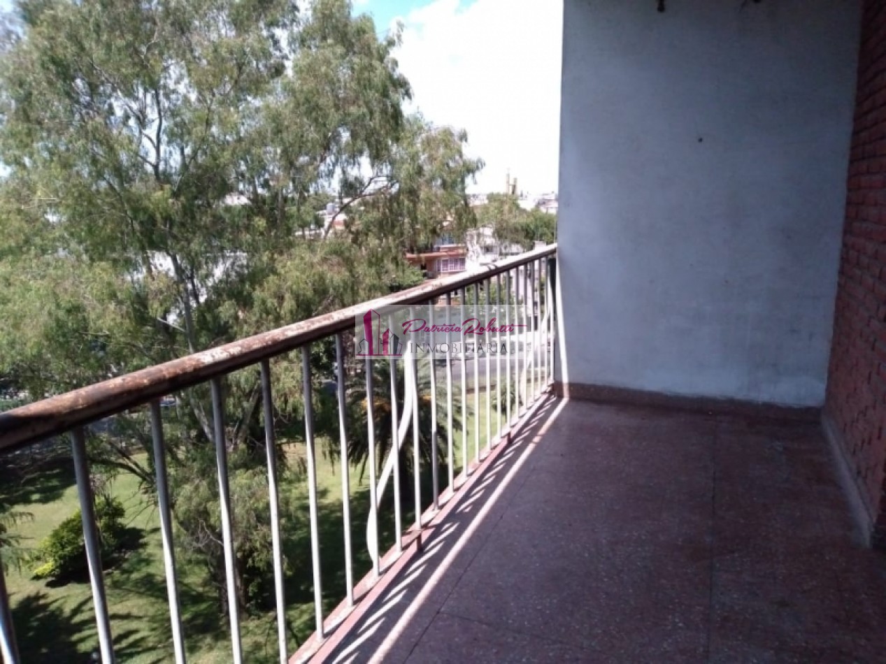 EN VENTA DEPARTAMENTO 4 AMBIENTES BARRIO GRAL PAZ VILLA CELINA