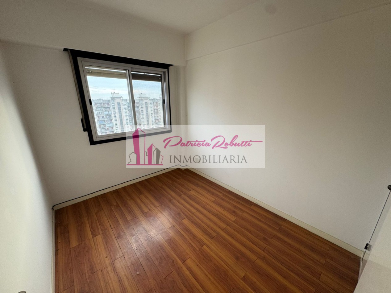 EN VENTA DEPARTAMENTO 4 AMBIENTES CON COCHERA -VILLA CELINA.