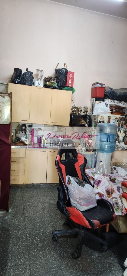 En venta local comercial remodelado a vivienda Centro Comercial Villa Celina a pasos de Roosevelt