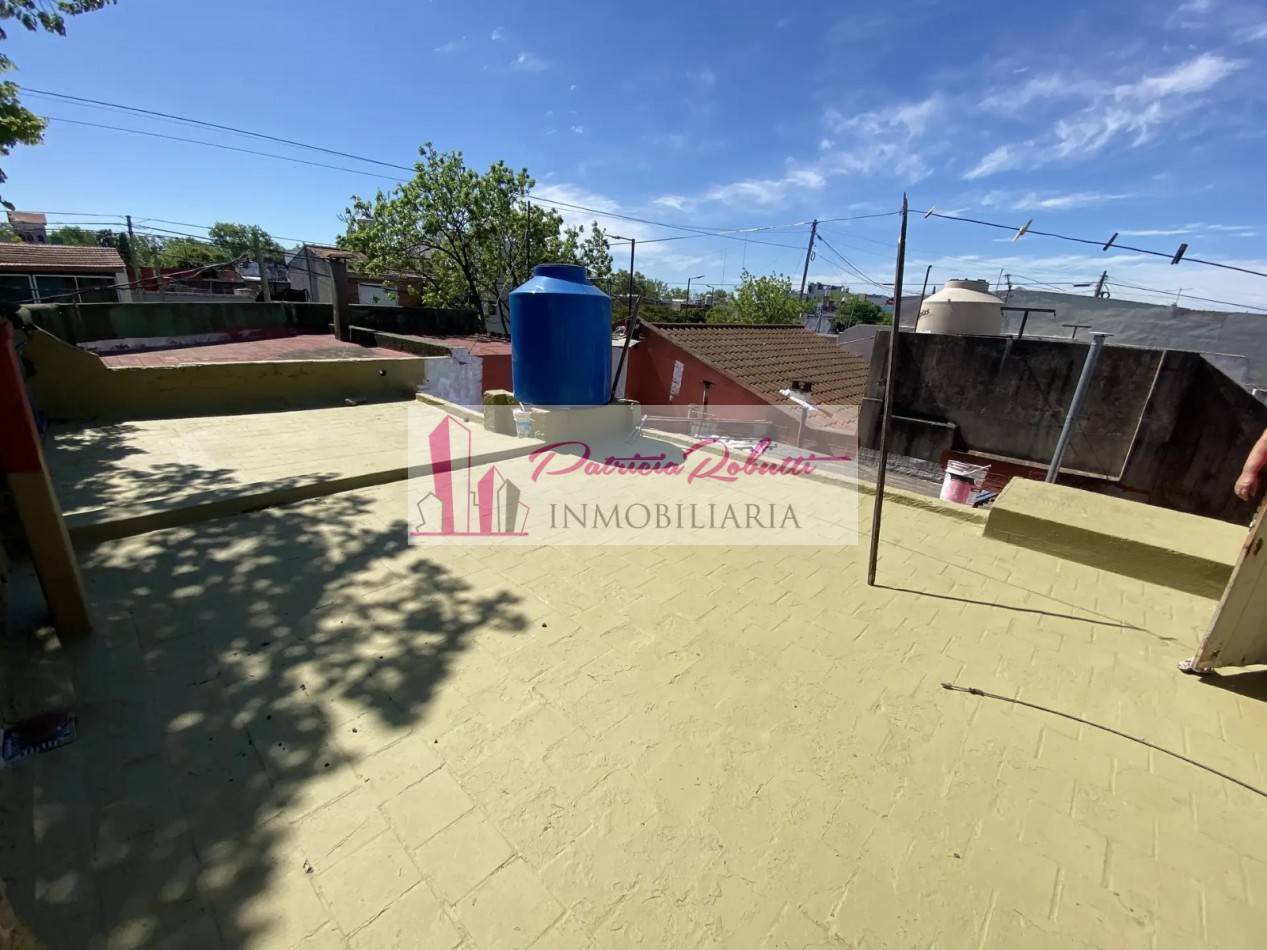 EN VENTA PH 4 AMBIENTES CON LOCAL EN VILLA LUGANO APTO CREDITO