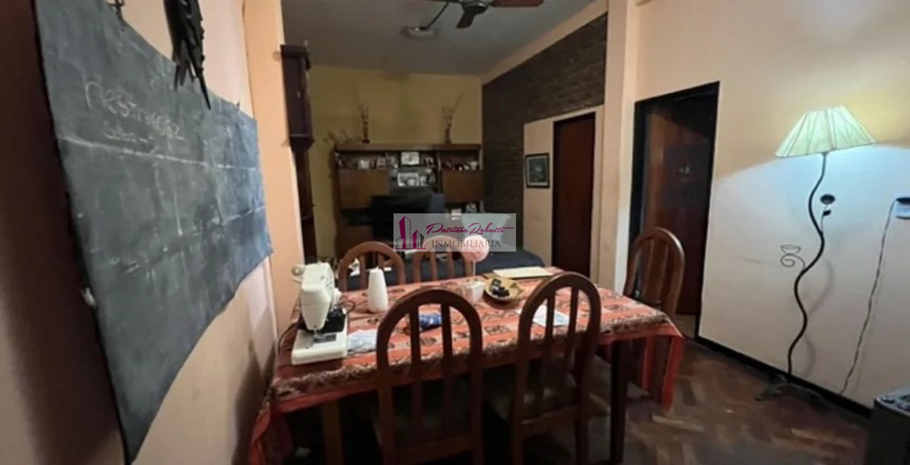 EN VENTA CASA 4 AMBIENTES EN VILLA LUGANO