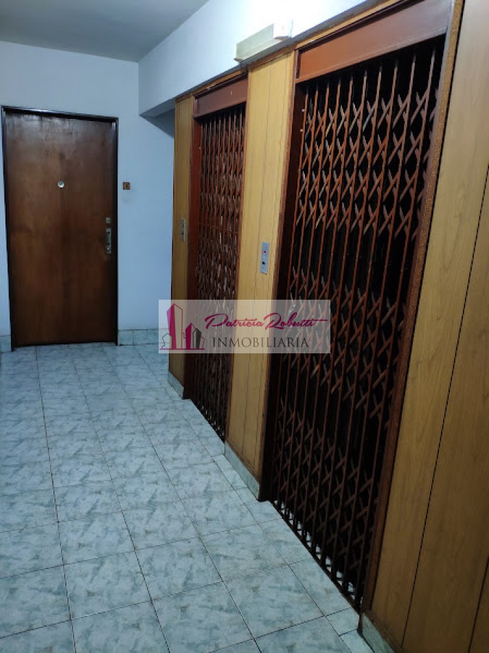 EN VENTA DEPARTAMENTO 4 AMBIENTES CON COCHERA- VILLA CELINA