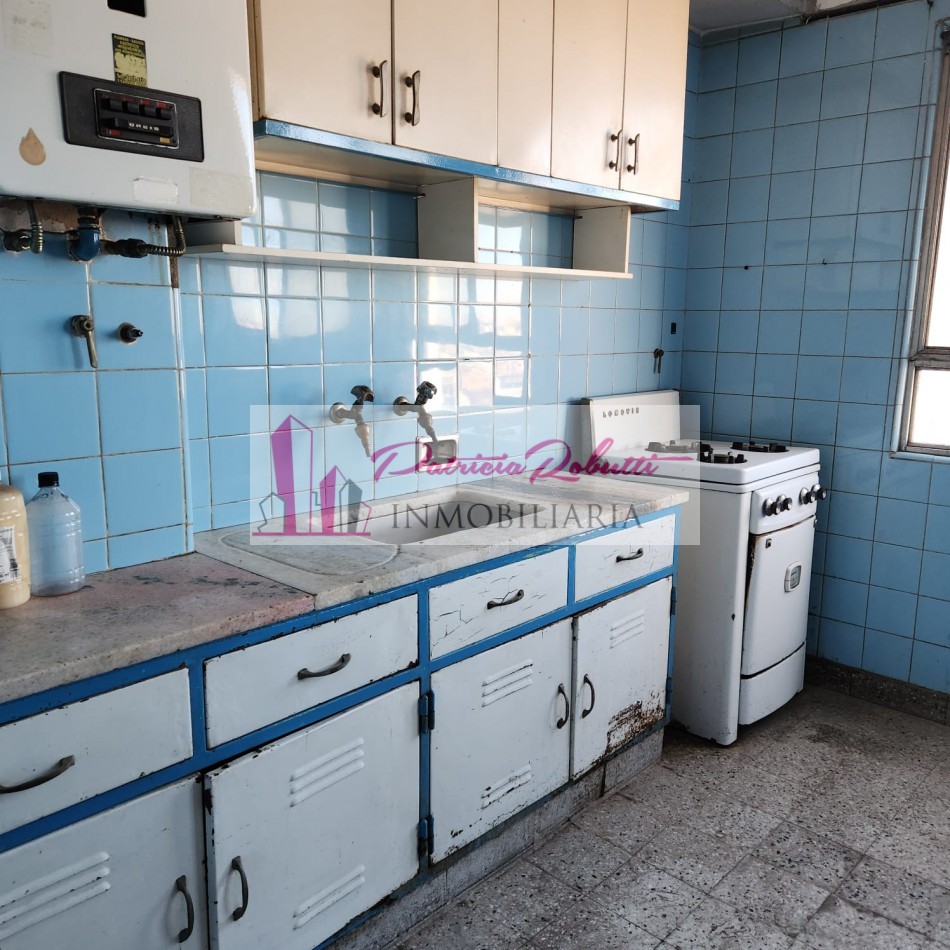 EN VENTA DEPARTAMENTO 3 AMBIENTES BARRIO GRAL PAZ EDIFICIO 5 VILLA CELINA