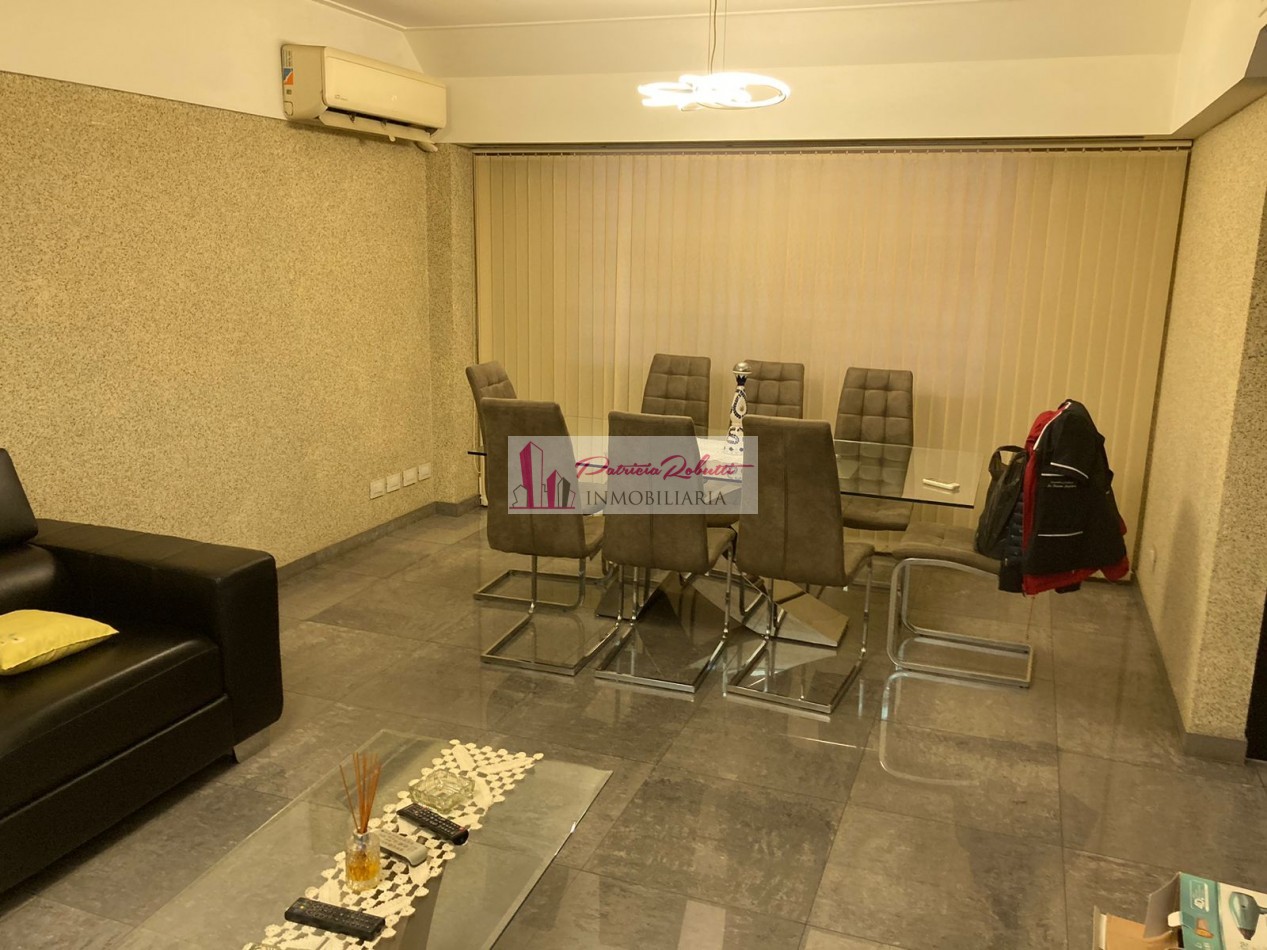 EN VENTA HERMOSA CASA 4 AMBIENTES CON GARAGE, JARDIN, QUINCHO Y PATIO SAN JUSTO