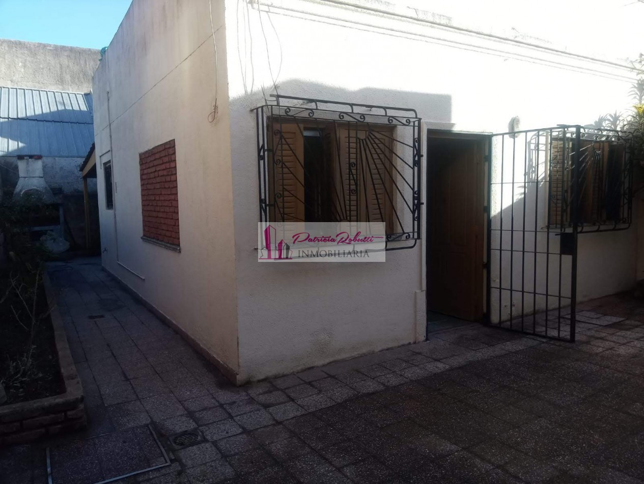 SE VENDE CASA AMBIENTES CON LOCALES VILLA CELINA IDEAL POLO TEXTIL
