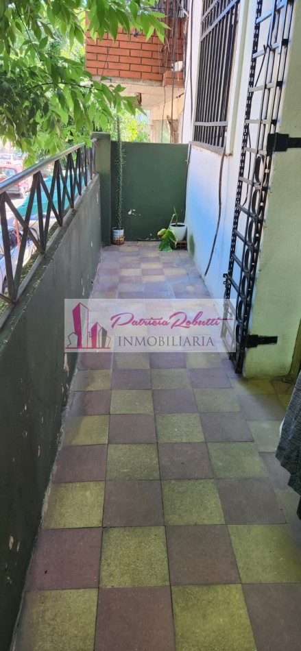 Se vende Ph al frente 3 ambientes con terraza (mas espacio aereo para edificar) Villa Celina