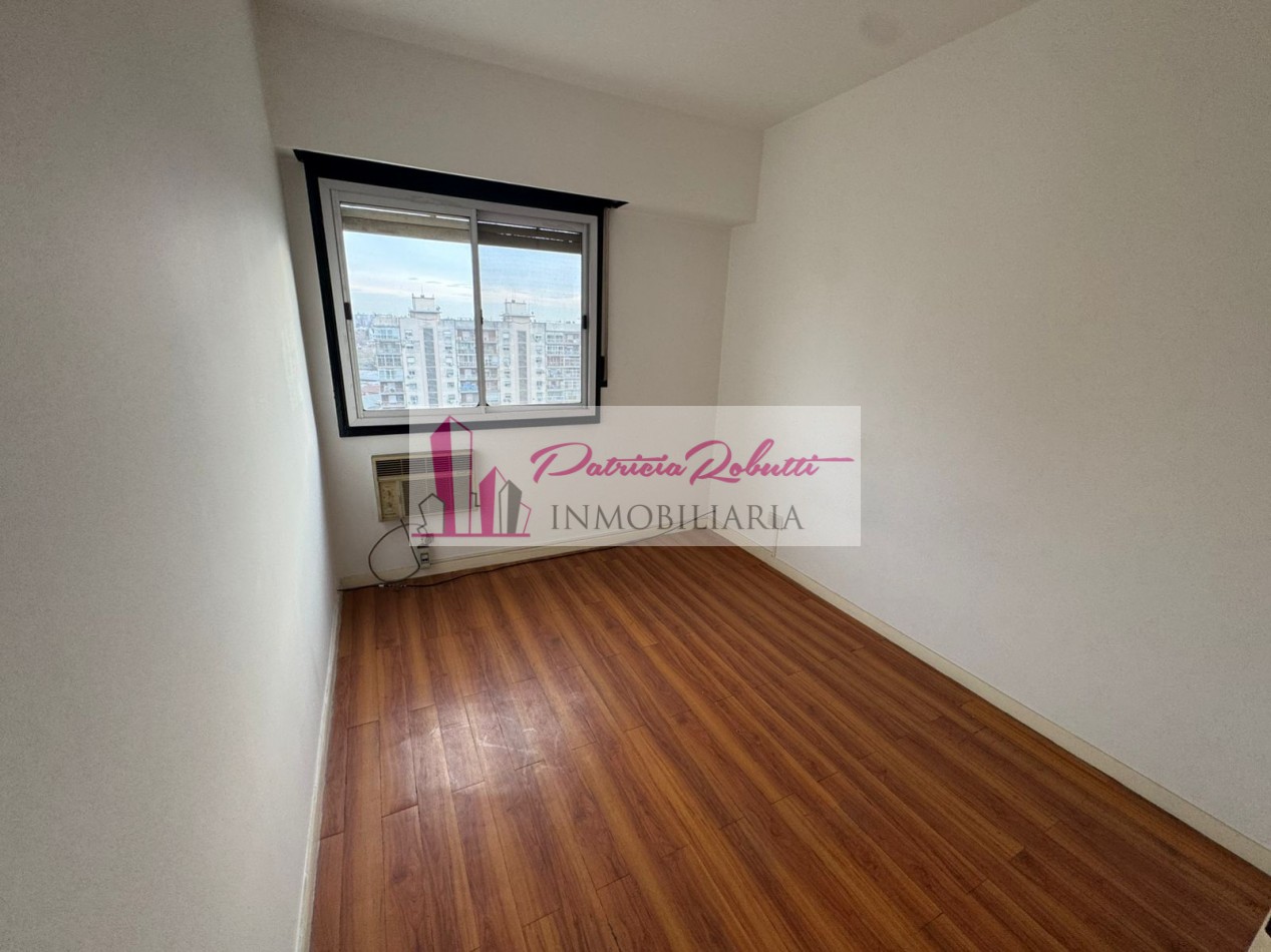 EN VENTA DEPARTAMENTO 4 AMBIENTES CON COCHERA -VILLA CELINA.