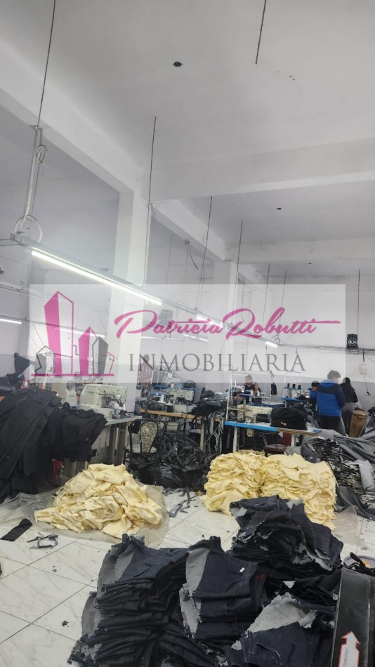 ALQUILER LOCAL GALPON DEPOSITO EN VILLA CELINA POLO TEXTIL