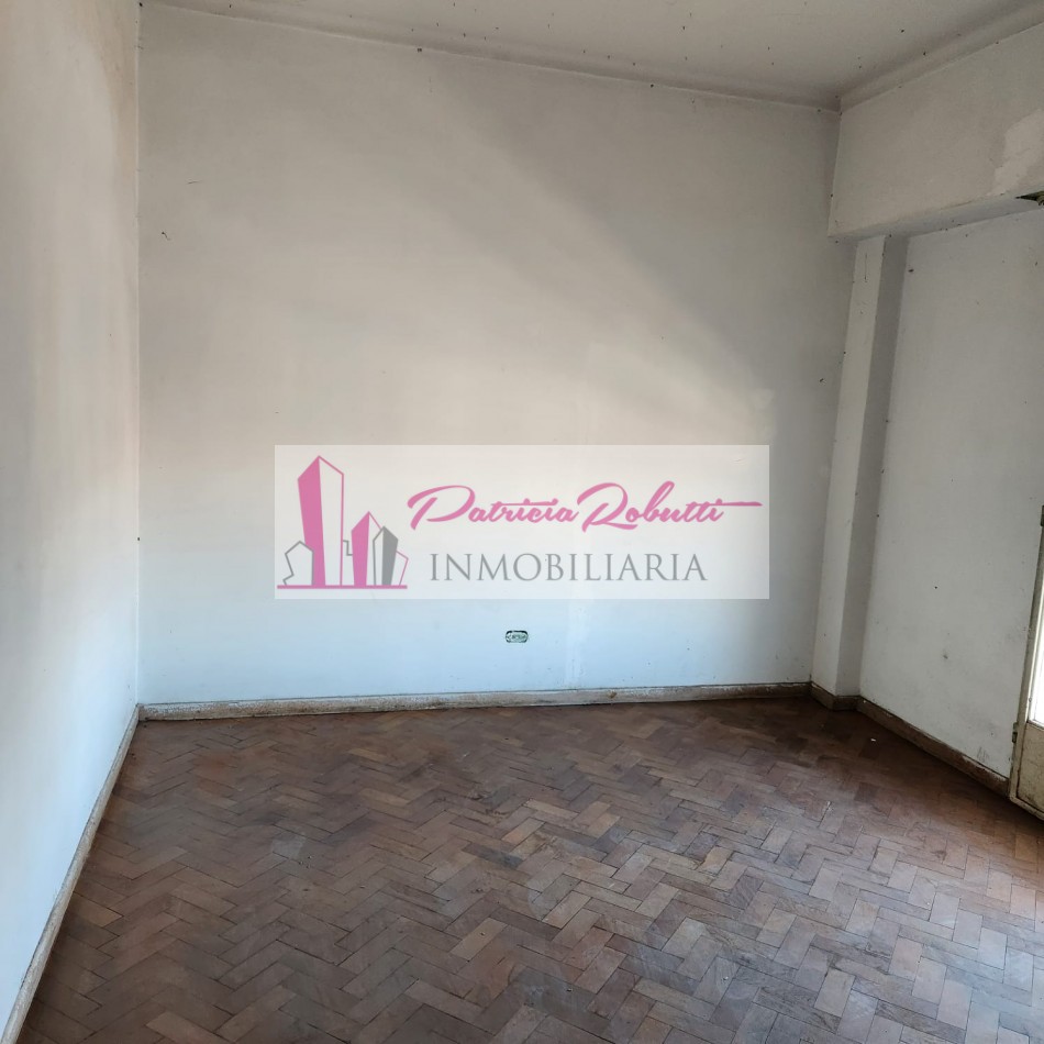 EN VENTA DEPARTAMENTO 3 AMBIENTES BARRIO GRAL PAZ EDIFICIO 5 VILLA CELINA