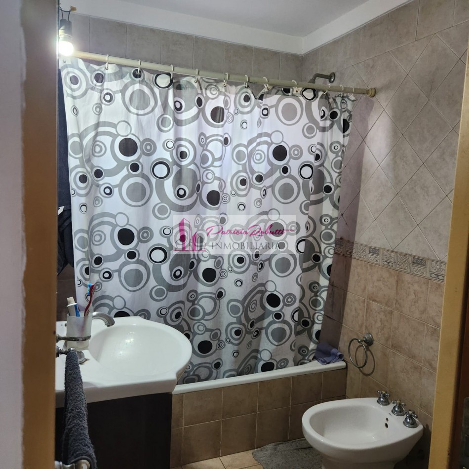 EN VENTA DEPARTAMENTO 2 AMBIENTES AL FRENTE CON BALCON EN VILLA MADERO.