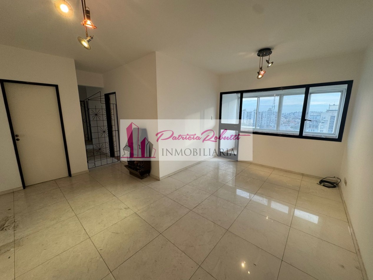 EN VENTA DEPARTAMENTO 4 AMBIENTES CON COCHERA -VILLA CELINA.