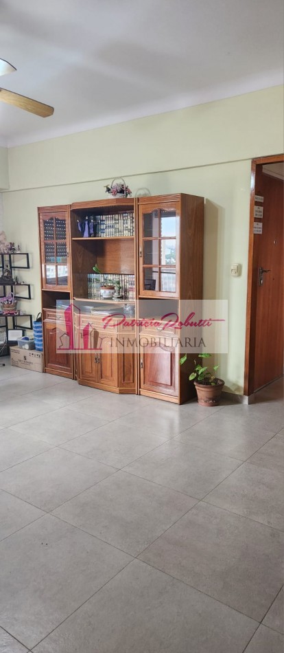 EN VENTA DEPARTAMENTO 4 AMBIENTES CON BALCON Y COCHERA- BARRIO GENERAL PAZ- VILLA CELINA