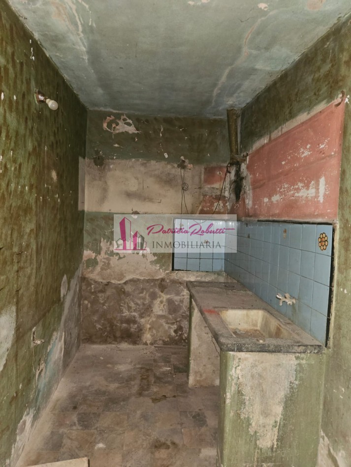 EN VENTA CASA 2 AMBIENTES EN VILLA CELINA- CON TERRAZA IDEAL CONSTRUCCION OPORTUNIDAD