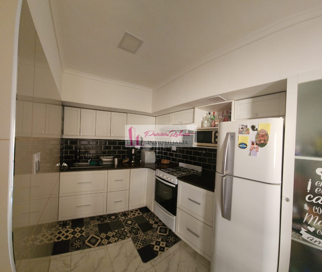 EN VENTA CASA 4 AMBIENTES CON PILETA Y TERRAZA (ESPACIO AEREO PARA EDIFICAR) MAS DUPLEX 2 AMBIENTES Se vende casa 4 ambientes con A TERMINAR- TABLADA