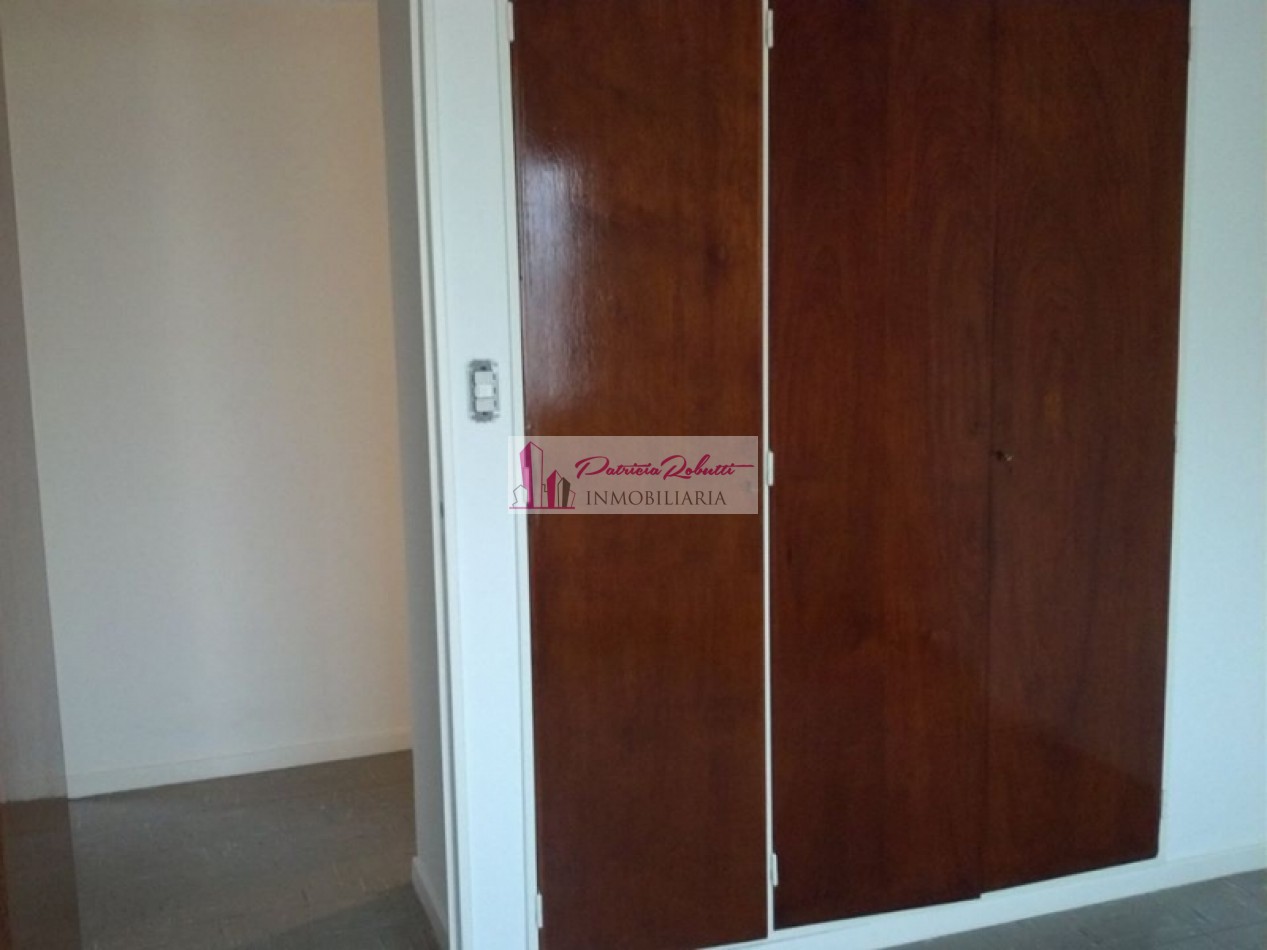 EN VENTA DEPARTAMENTO 3 AMBIENTES CON COCHERA -VILLA CELINA