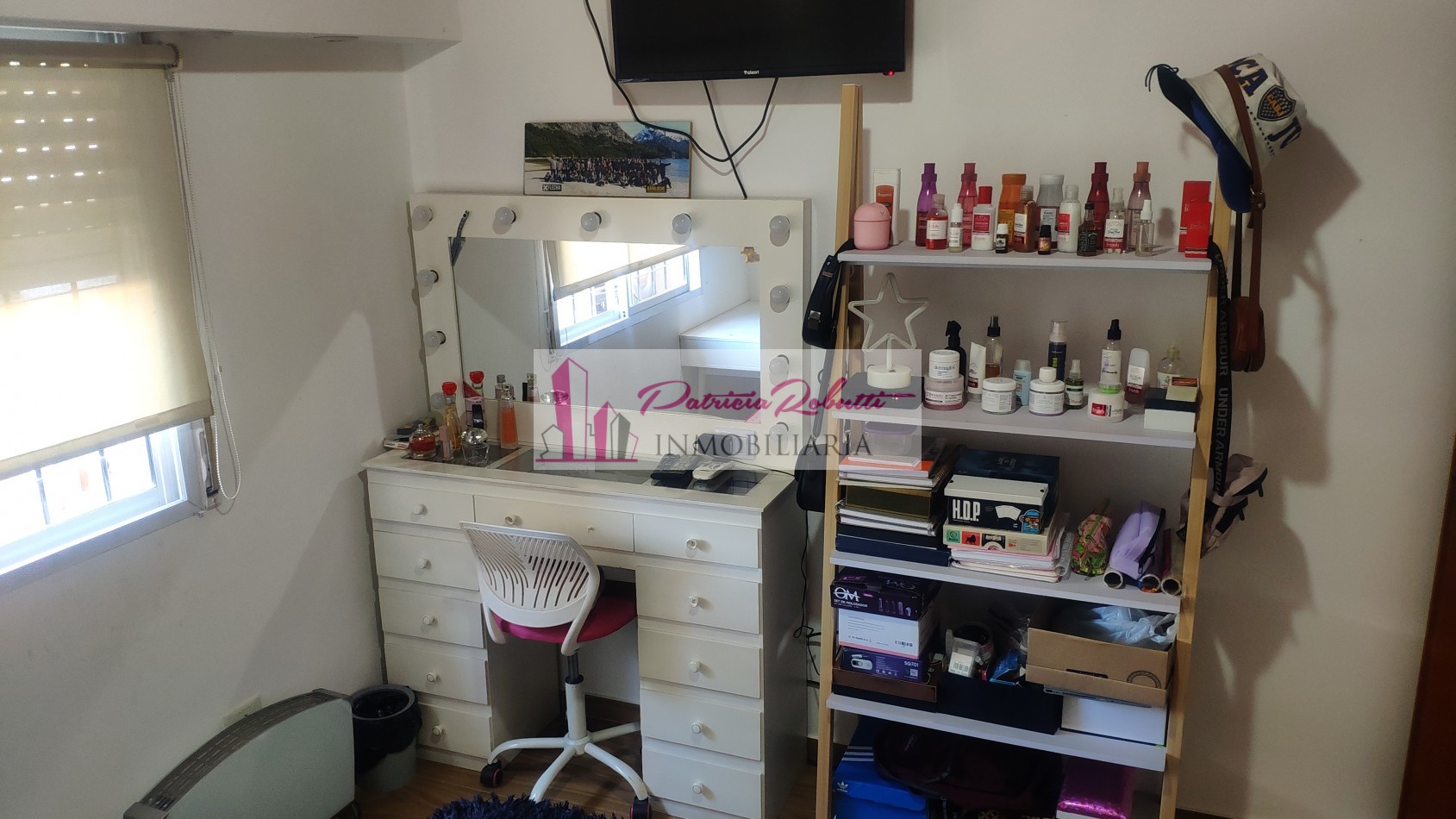 EN VENTA CASA 6 AMBIENTES EN LA TABLADA.