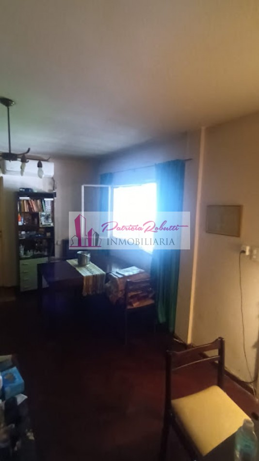 EN VENTA CASA 5 AMBIENTES CON LOTE EN VILLA CELINA ZONA OESTE LA MATANZA