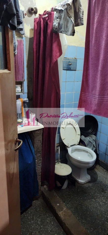 En venta local comercial remodelado a vivienda Centro Comercial Villa Celina a pasos de Roosevelt