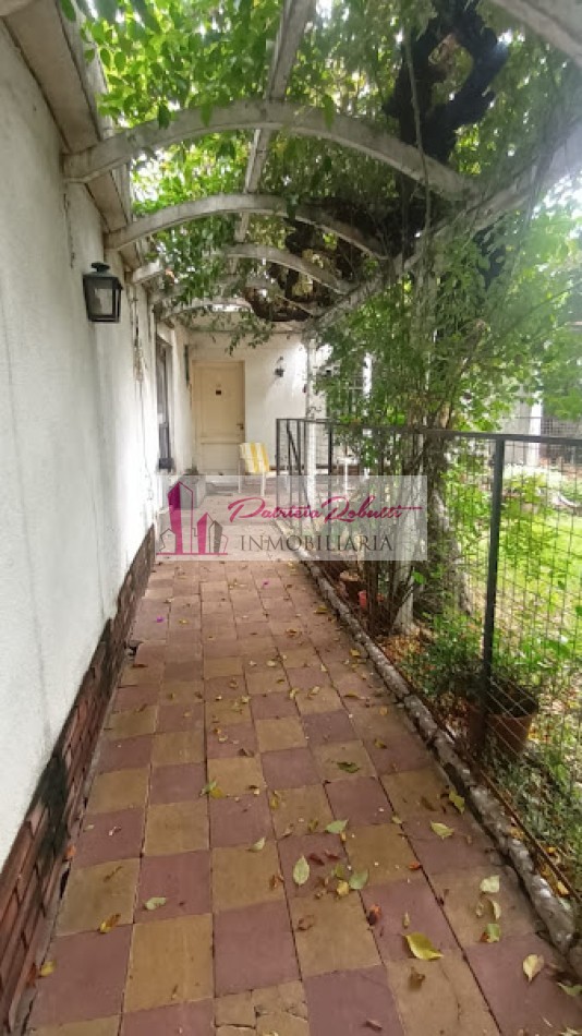 EN VENTA CASA 5 AMBIENTES CON LOTE EN VILLA CELINA ZONA OESTE LA MATANZA