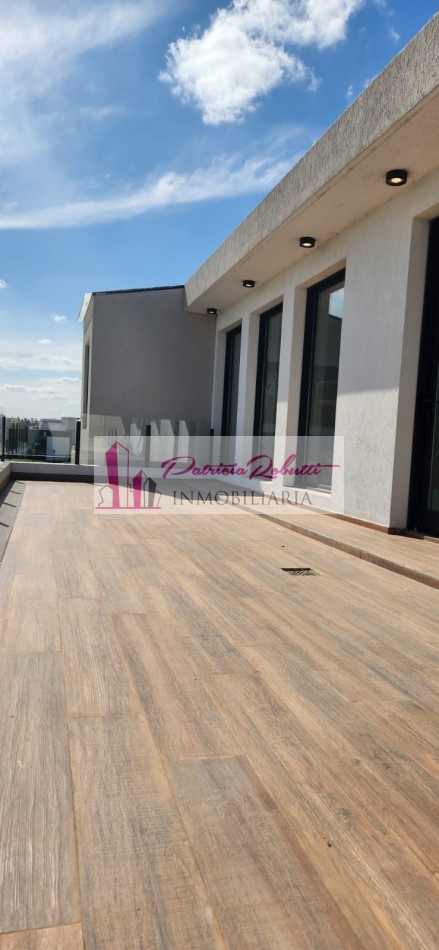 EN VENTA CASA 6 AMBIENTES CON PISCINA Y 2 COCHERAS EN BARRIO PRIVADO LAGOS DE CANNING