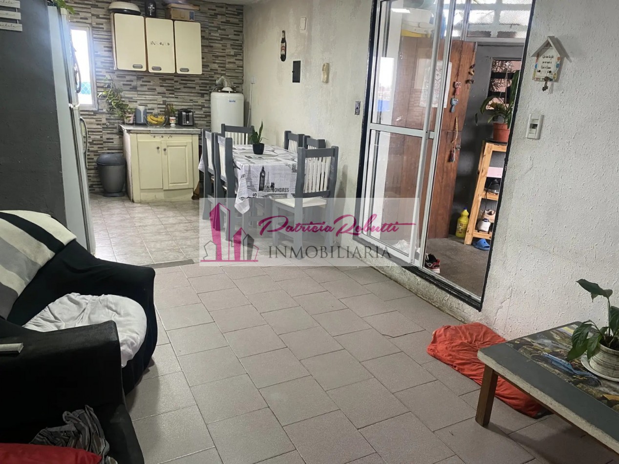 EN VENTA DEPARTAMENTO 4 AMB PATIO BARRIO PIEDRABUENA VILLA LUGANO