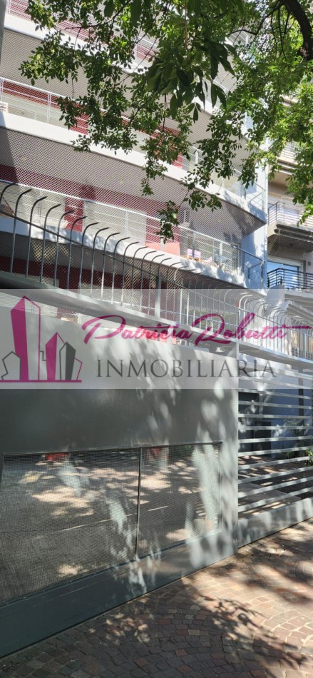 EN VENTA DEPARTAMENTO 2 AMBIENTES EN FLORESTA.