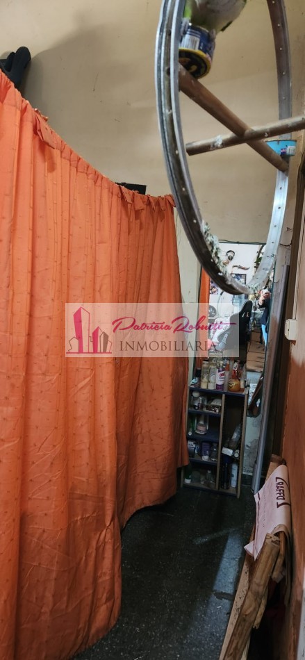 En venta local comercial remodelado a vivienda Centro Comercial Villa Celina a pasos de Roosevelt