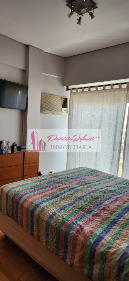 EN VENTA DEPARTAMENTO 4 AMBIENTES CON DEPENDENCIA Y COCHERA