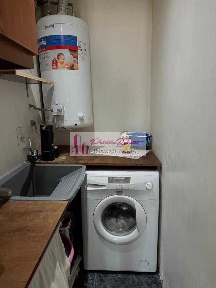 Vende PH MULTIFAMILIAR contrafrente con espacio aereo para edificar Villa Celina