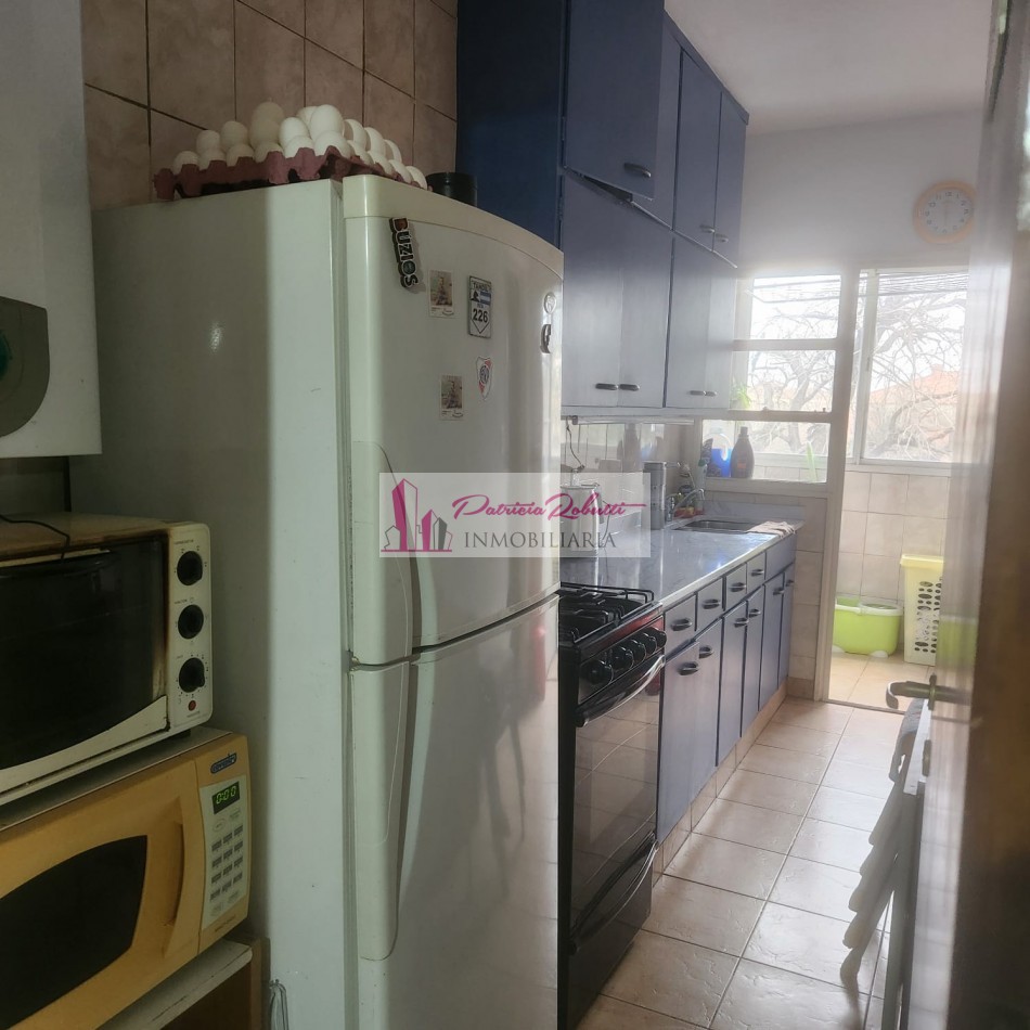 EN VENTA DEPARTAMENTO 3 AMBIENTES CON COCHERA -VILLA CELINA.