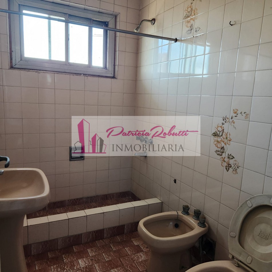 EN VENTA DEPARTAMENTO 3 AMBIENTES BARRIO GRAL PAZ EDIFICIO 5 VILLA CELINA