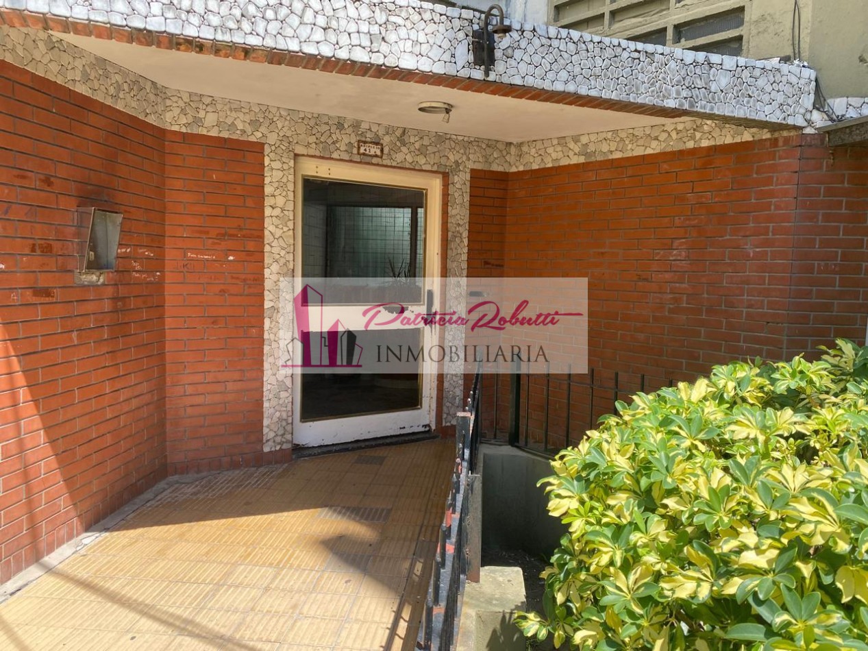 EN VENTA DEPARTAMENTO 5 AMBIENTES EN BARRIO PIEDRABUENA VILLA LUGANO