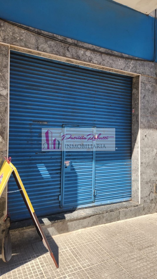 SE ALQUILA LOCAL COMERCIAL EN VILLA LUGANO.