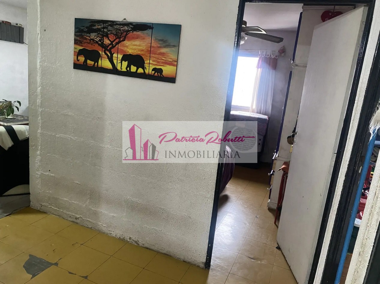 EN VENTA DEPARTAMENTO 4 AMB PATIO BARRIO PIEDRABUENA VILLA LUGANO