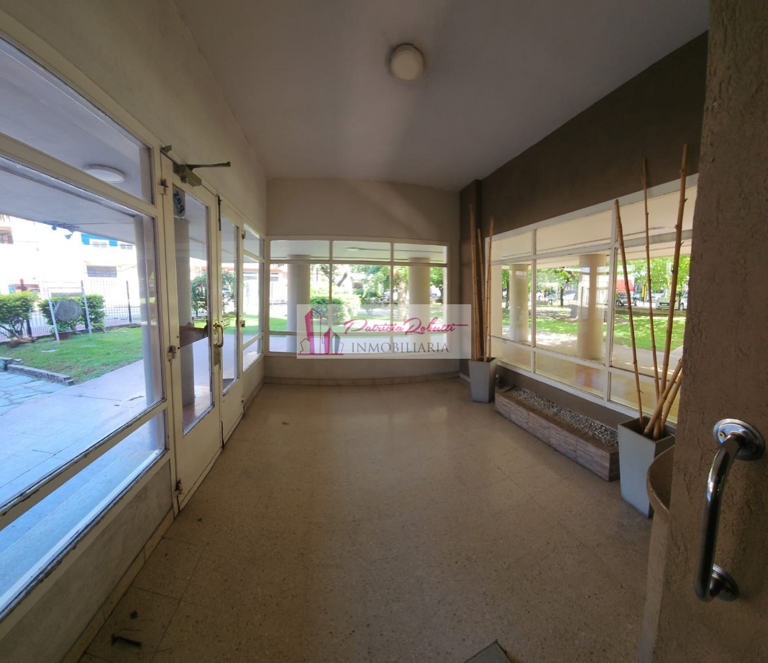 EN VENTA DEPARTAMENTO 4 AMBIENTES CON BALCON Y COCHERA- BARRIO GENERAL PAZ- VILLA CELINA