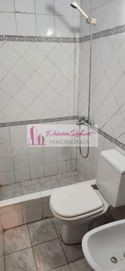 En venta Ph 4 ambientes con patio y terraza y espacio complementario monoambiente con baño y jardin. MULTIFAMILIAR en Villa Celina
