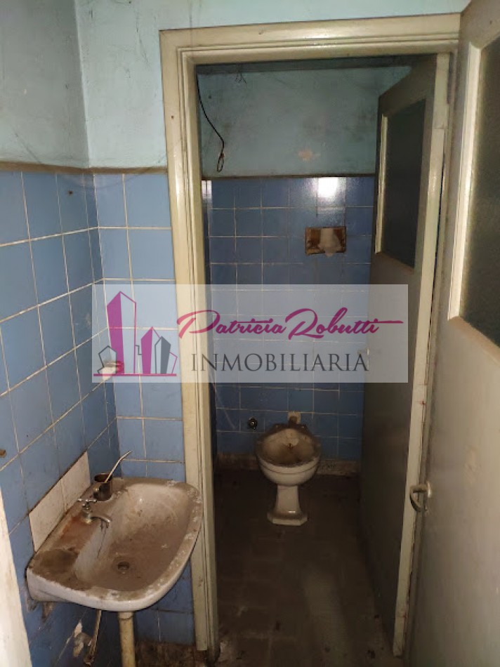 EN VENTA LOCAL COMERCIAL EN VILLA CELINA