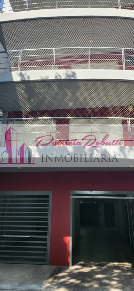 EN VENTA DEPARTAMENTO 2 AMBIENTES EN FLORESTA.