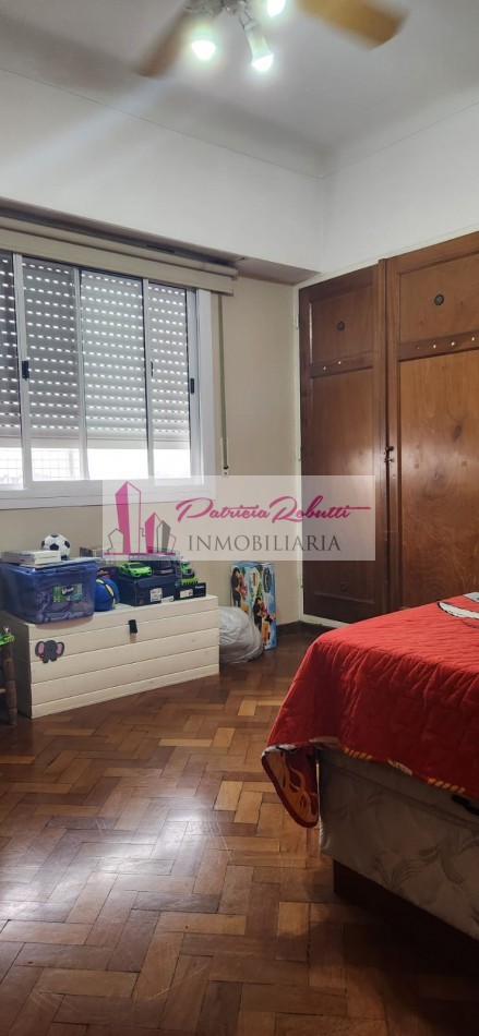 EN VENTA DEPARTAMENTO 4 AMBIENTES CON BALCON Y COCHERA- BARRIO GENERAL PAZ- VILLA CELINA