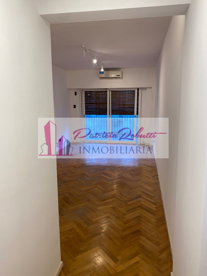 EN VENTA DPTO 3 AMBIENTES AL FRENTE CON BALCON EN PALERMO.