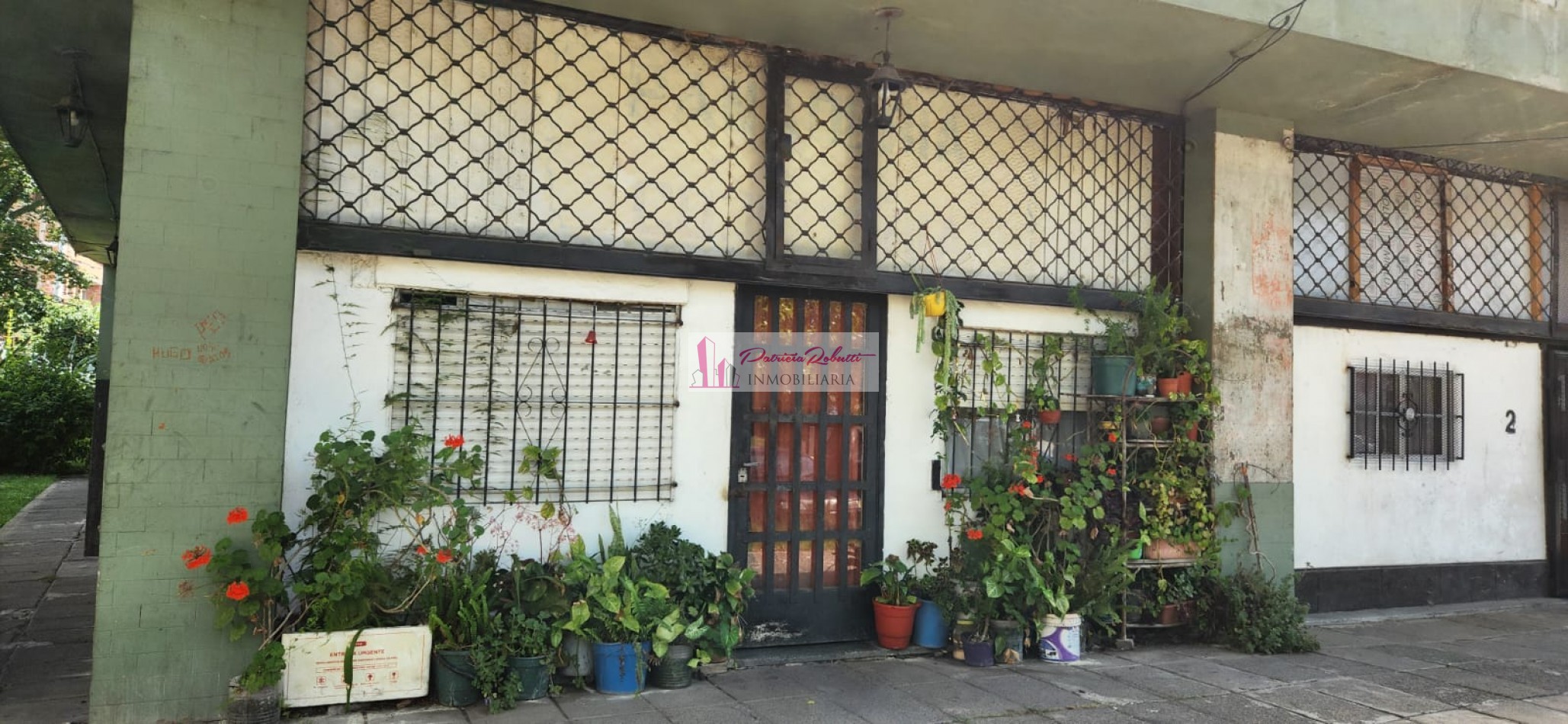 En venta local comercial remodelado a vivienda Centro Comercial Villa Celina a pasos de Roosevelt
