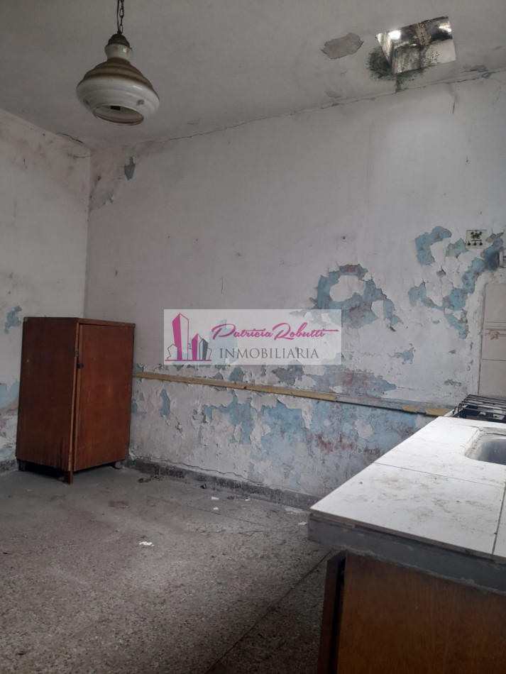 EN VENTA CASA CON LOTE LIBRE TERRENO EN VILLA LUGANO
