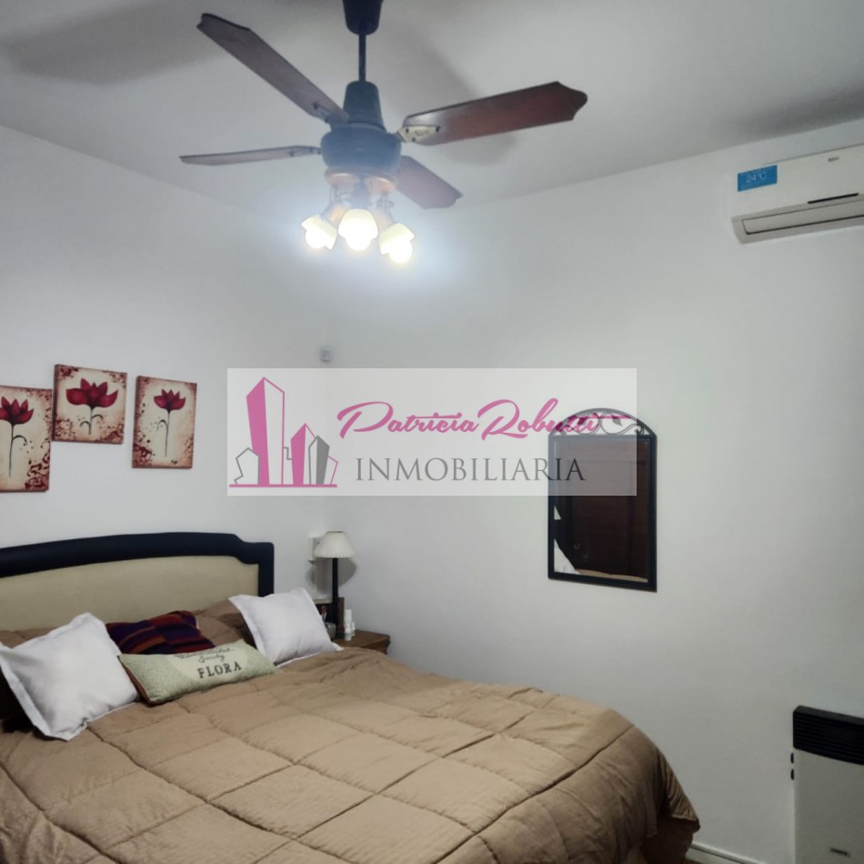 EN VENTA CASA 3 + 2 AMBIENTES EN VILLA LUGANO- LOTE 8.66 X 21.35- MULTIFAMILIAR 