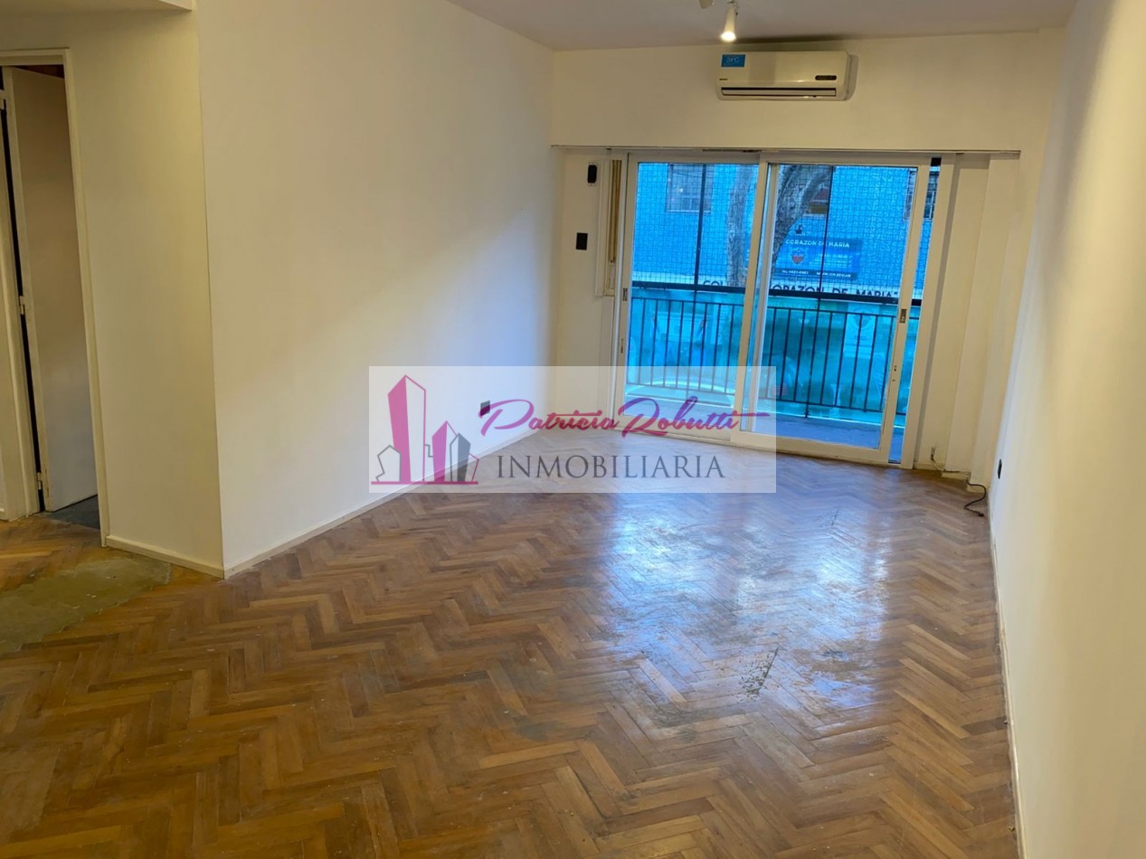 EN VENTA DPTO 3 AMBIENTES AL FRENTE CON BALCON EN PALERMO.