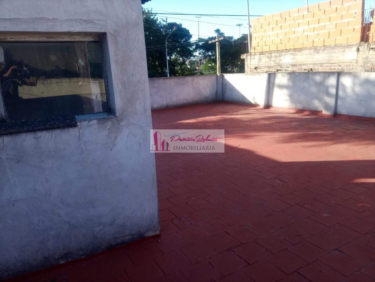 SE VENDE CASA AMBIENTES CON LOCALES VILLA CELINA IDEAL POLO TEXTIL