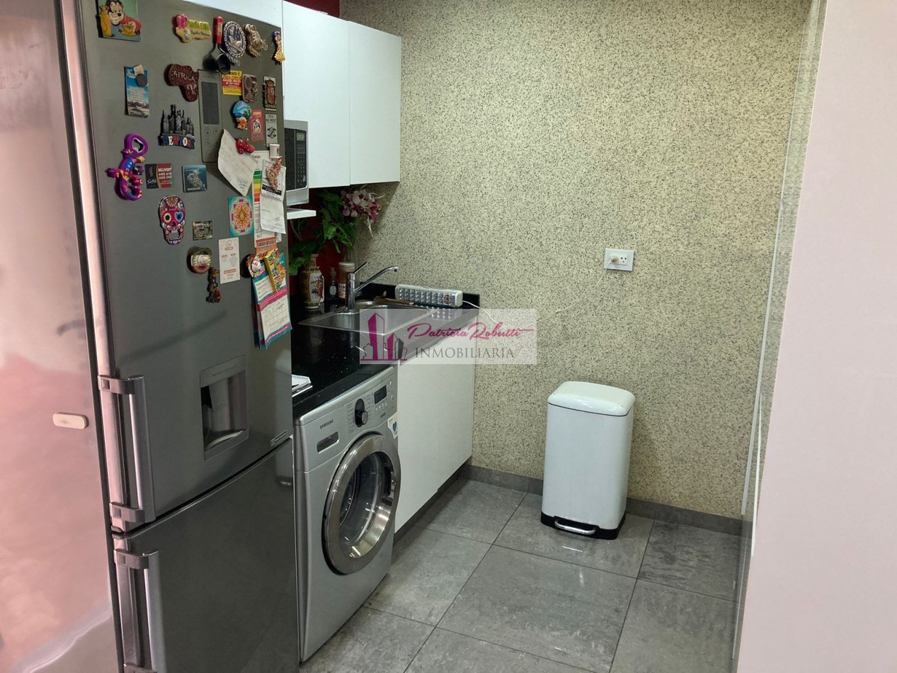 EN VENTA HERMOSA CASA 4 AMBIENTES CON GARAGE, JARDIN, QUINCHO Y PATIO SAN JUSTO