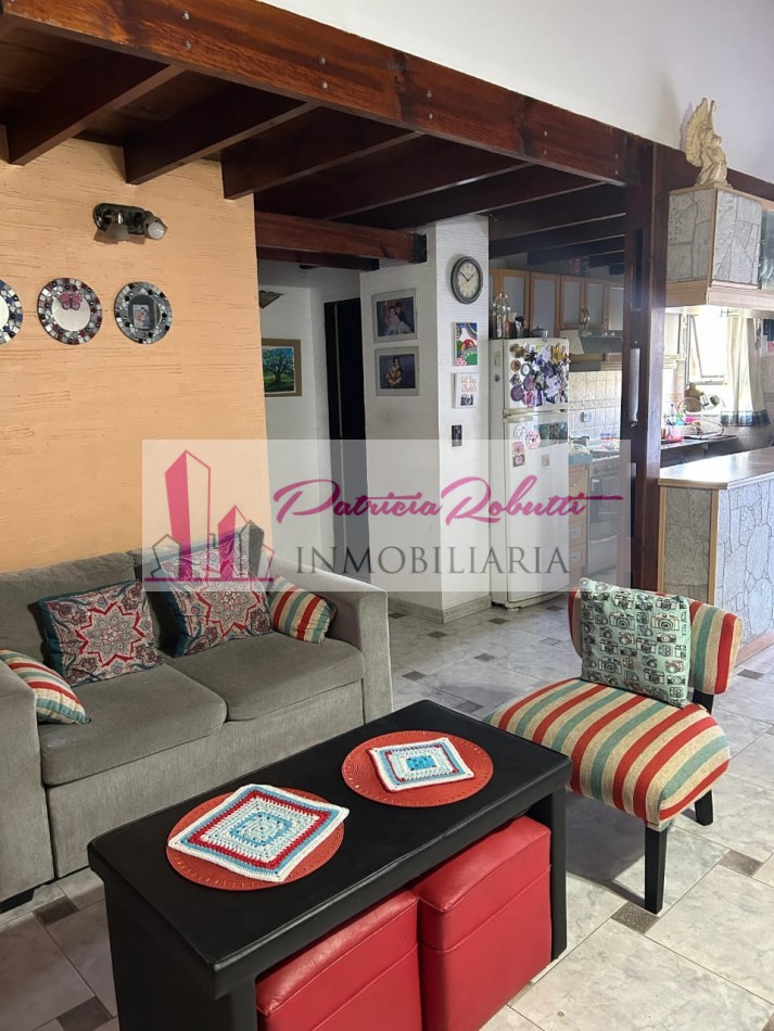 EN VENTA DEPARTAMENTO 3 AMB CON ALTILLO Y 2 ESPACIOS GUARDA COCHES VILLA CELINA