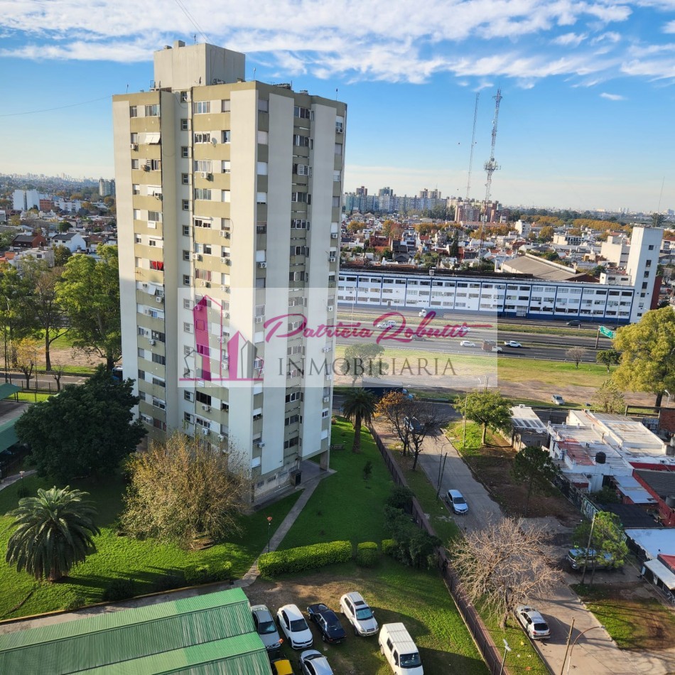 EN VENTA DEPARTAMENTO 4 AMB CON COCHERA BARRIO GRAL PAZ VILLA CELINA ZONA OESTE APTO PRESTAMO